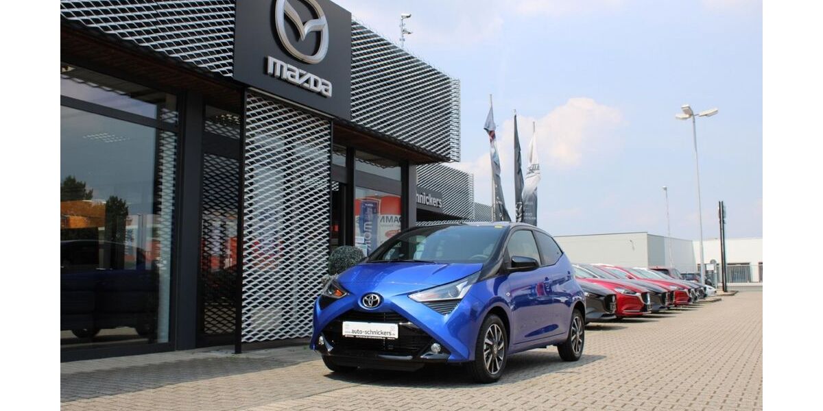Toyota Aygo (X) 37.309 km 11.992 &euro; Moers 47441