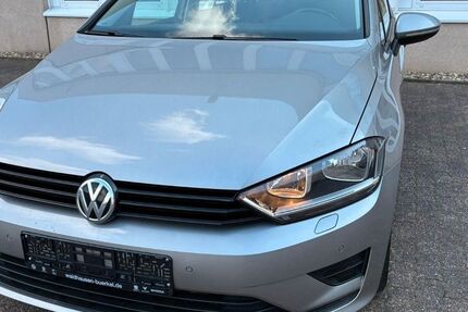 VW Golf 121.661 km 8.600 &euro; Willich 47877
