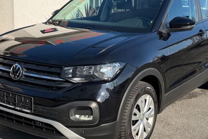 VW T-Cross 125.000 km 13.700 &euro; Düsseldorf 40231