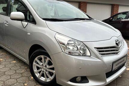 Toyota Verso 263.000 km 3.950 &euro; Mönchengladbach 41061