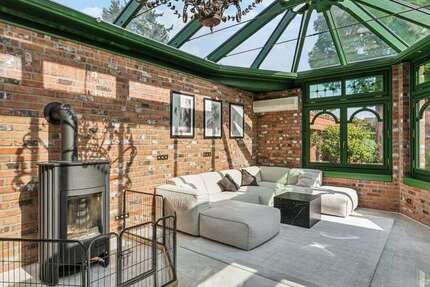 Haus Kaarst - 6 Zimmer, 226 m&sup2;, 899.000&euro; | Angebot:25715964