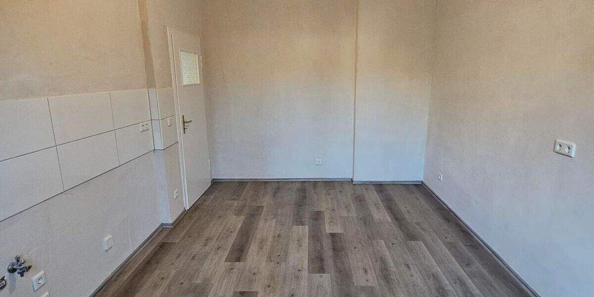 Etagenwohnung Duisburg Hochfeld - 3 Zimmer, 89 m&sup2;, 666&euro; | Angebot:25820478