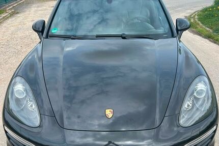 Porsche Cayenne 211.000 km 22.500 &euro; Neuss 41462