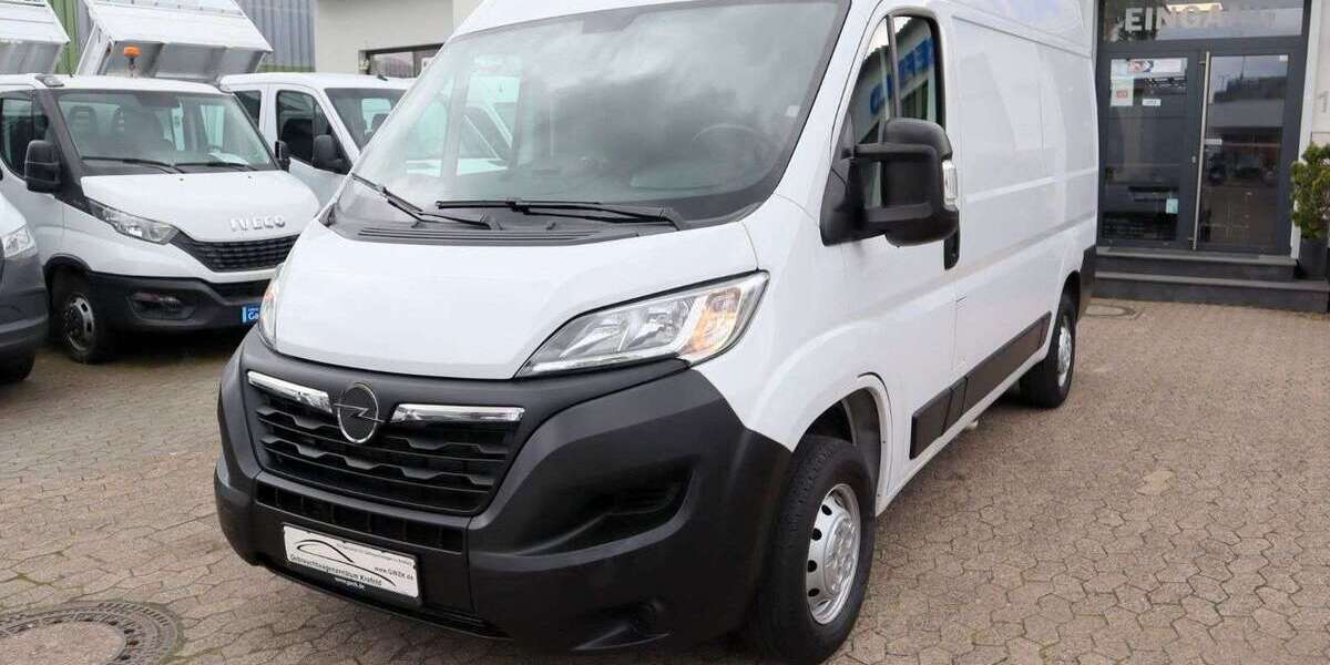 Opel Movano 82.000 km 24.950 &euro; Krefeld 47799
