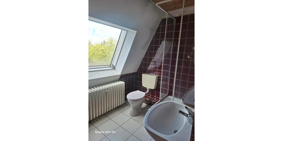Etagenwohnung Mönchengladbach Nord - 5 Zimmer, 170 m&sup2;, 2.000&euro; | Angebot:25287080