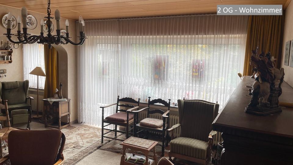 Etagenwohnung Tönisvorst - 8 Zimmer, 153 m&sup2;, 2.150&euro; | Angebot:26683013