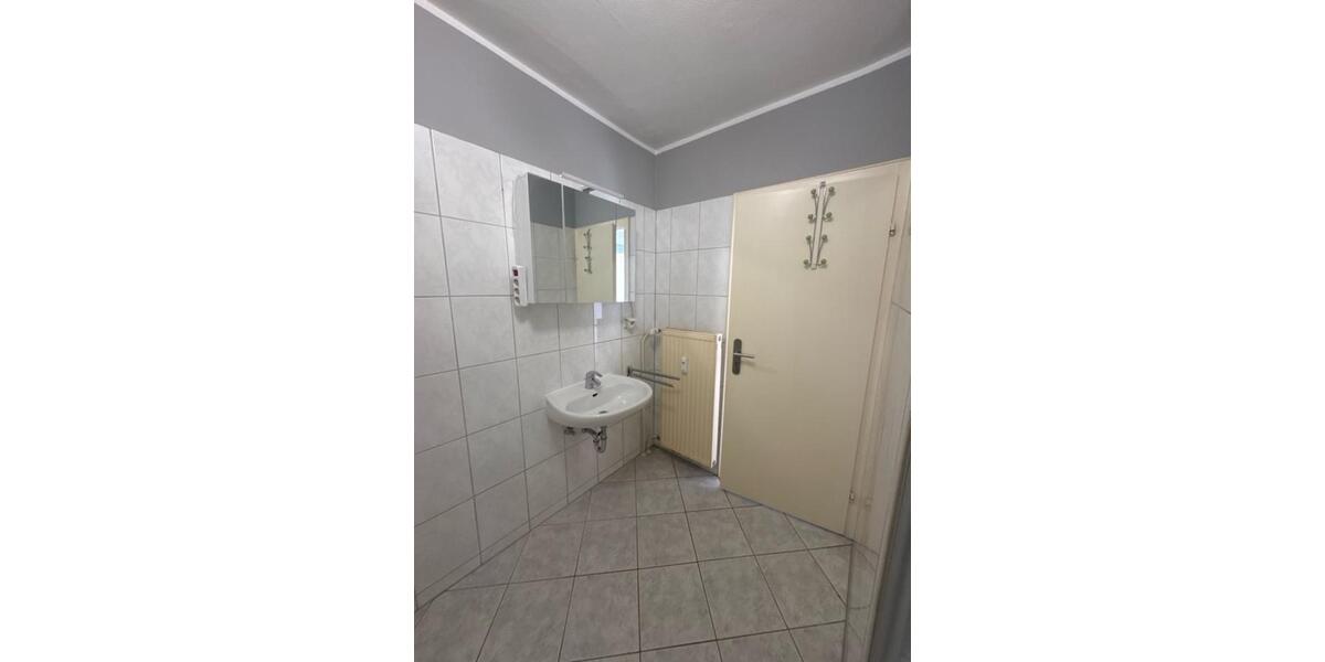 Dachgeschoßwohnung Duisburg Rheinhausen - 2 Zimmer, 69 m&sup2;, 570&euro; | Angebot:25361292