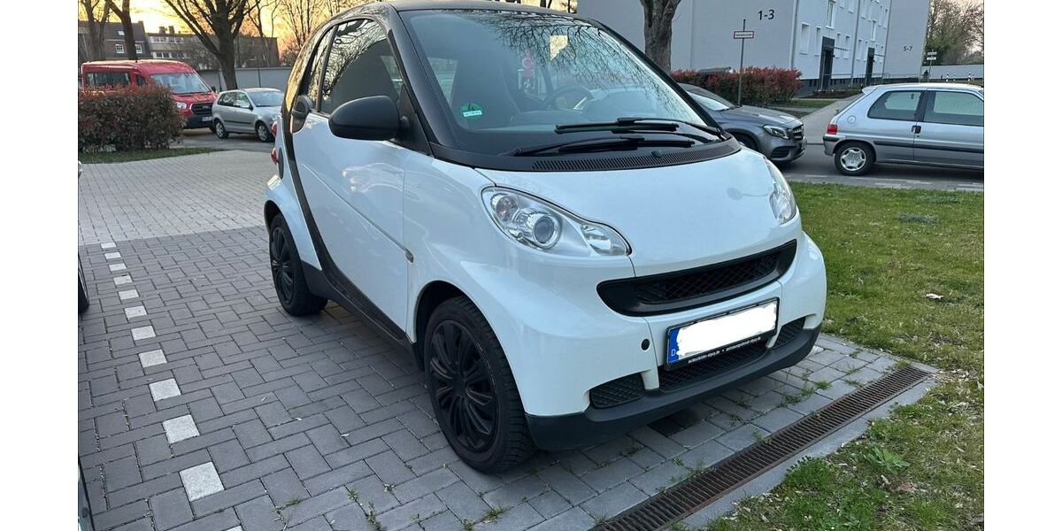 Smart ForTwo 161.000 km 3.000 &euro; Duisburg 47178