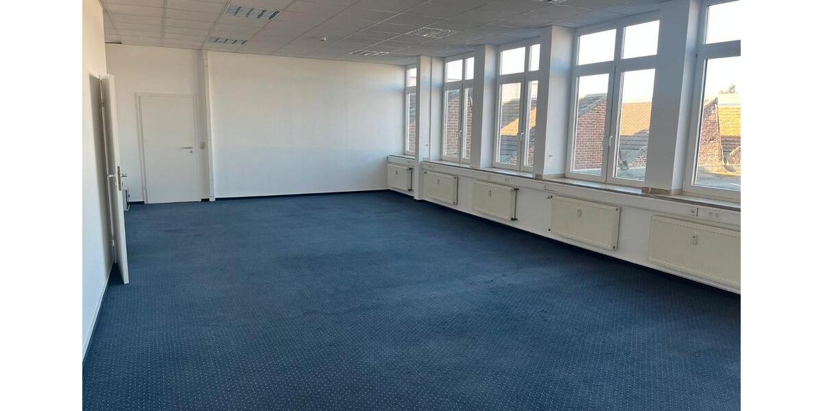 Gewerbeobjekt Viersen Hülsdonk - 8&euro; | Angebot:26147284
