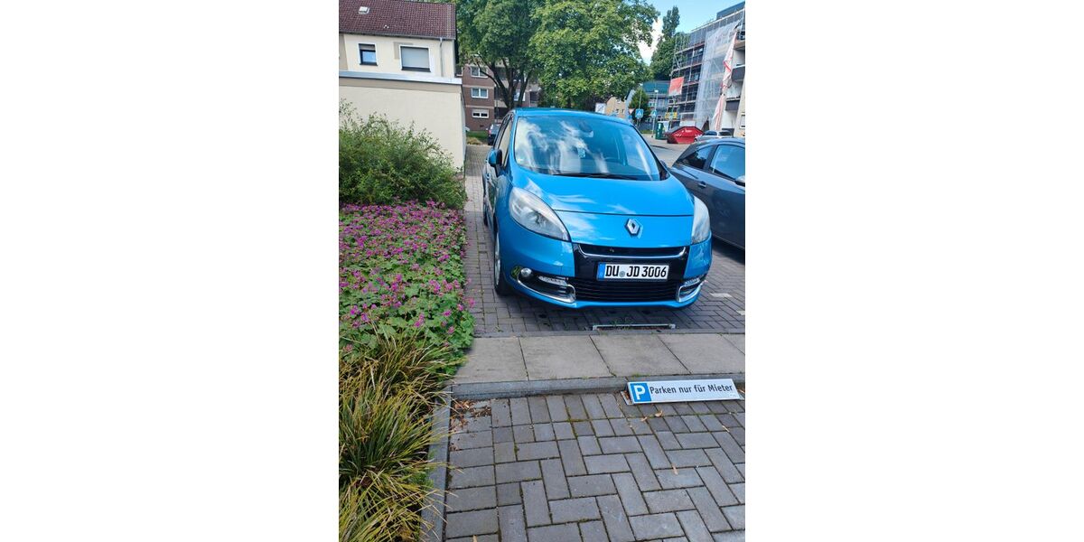 Renault Scenic 225.499 km 2.999 &euro; Duisburg 47179