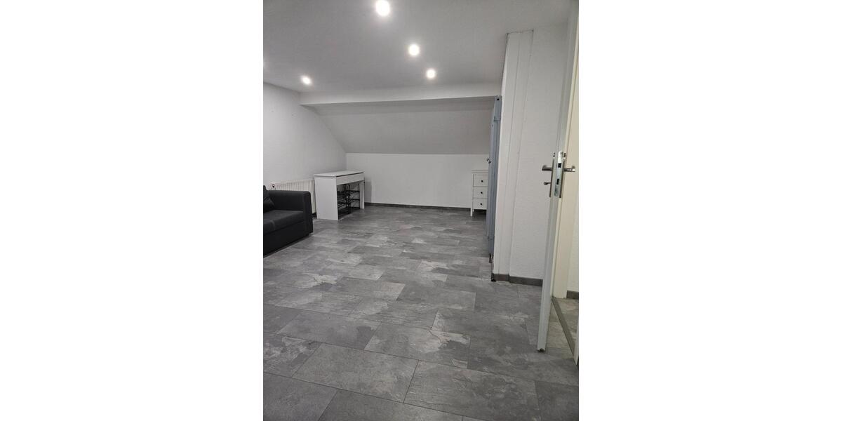 Einfamilienhaus Duisburg Rheinhausen - 10 Zimmer, 160 m&sup2;, 340.000&euro; | Angebot:24853905