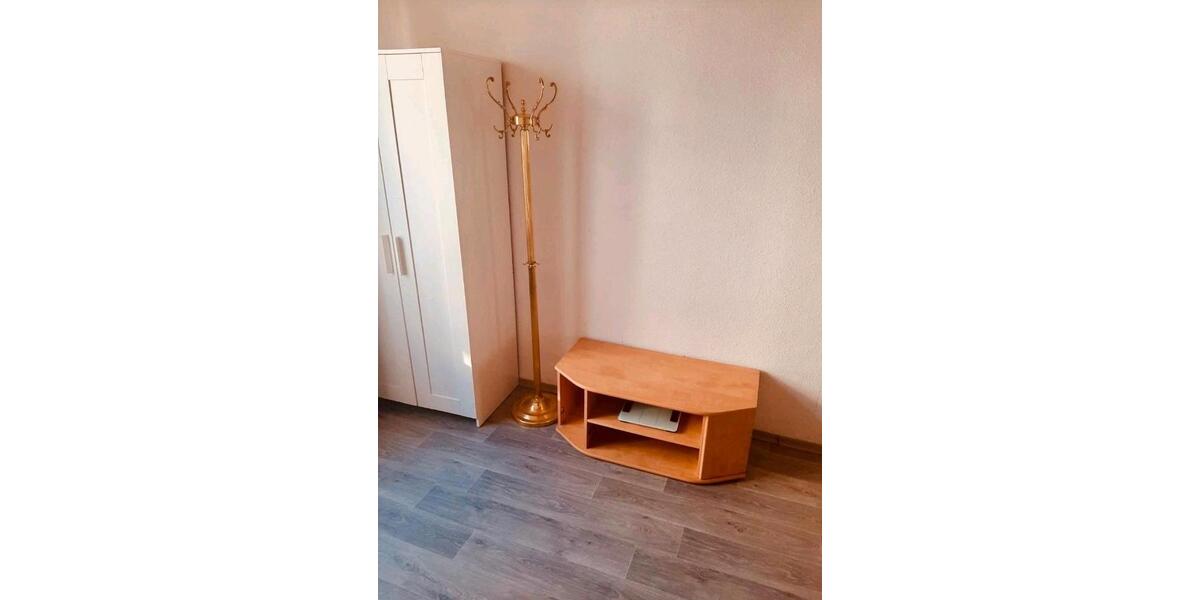 Etagenwohnung Duisburg Essenberg - 2 Zimmer, 40 m&sup2;, 400&euro; | Angebot:25047312