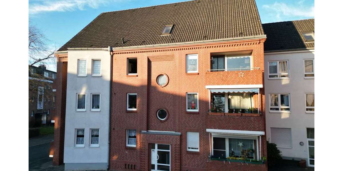 Einfamilienhaus Krefeld Gellep-Stratum - 15 Zimmer, 441 m&sup2;, 799.000&euro; | Angebot:24729649