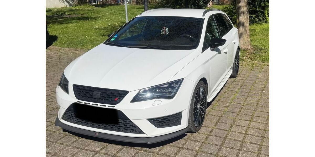 Seat Leon 111.230 km 17.800 &euro; Duisburg 47178