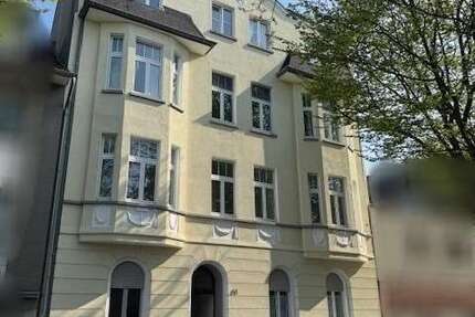 Haus Krefeld Dießem - 12 Zimmer, 353 m&sup2;, 515.000&euro; | Angebot:26007158