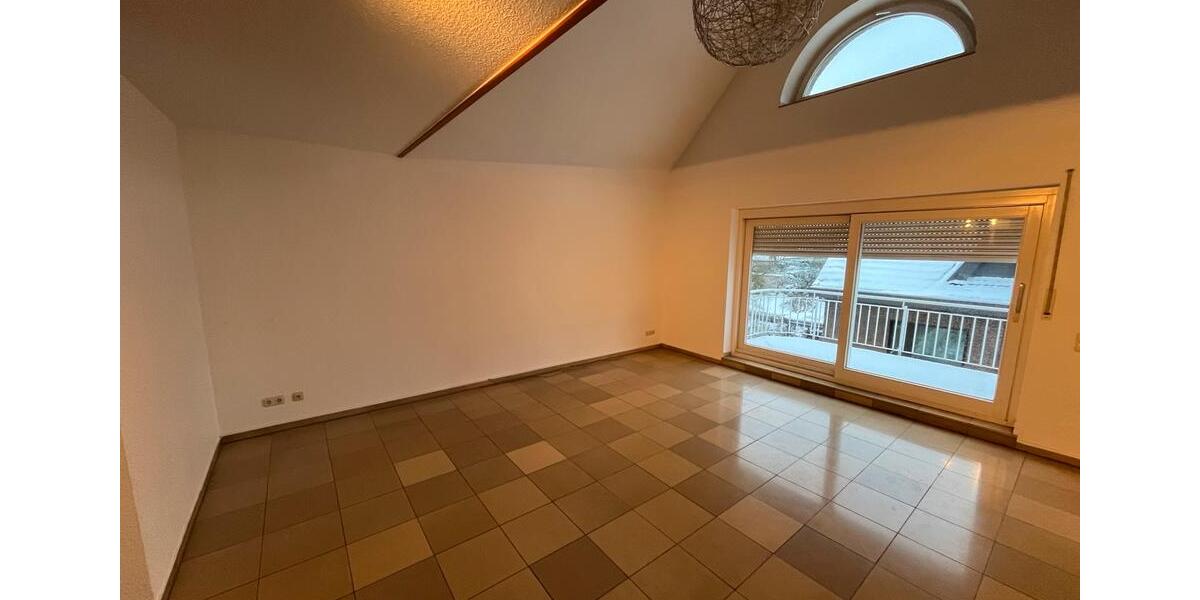 Maisonettenwohnung Moers Schwafheim - 4 Zimmer, 141 m&sup2;, 1.400&euro; | Angebot:25929418