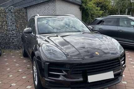 Porsche Macan 89.000 km 49.999 &euro; Moers 47441