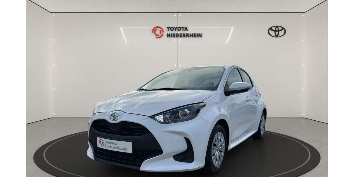 Toyota Yaris 36.400 km 13.785 &euro; Krefeld 47809