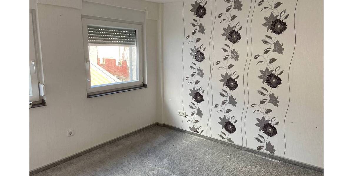 Mehrfamilienhaus, Wohnhaus Grefrath Oedt - 6 Zimmer, 120 m&sup2;, 150.000&euro; | Angebot:25693372