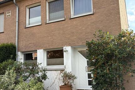 Haus Mönchengladbach Nord - 6 Zimmer, 105 m&sup2;, 1.185&euro; | Angebot:27615706