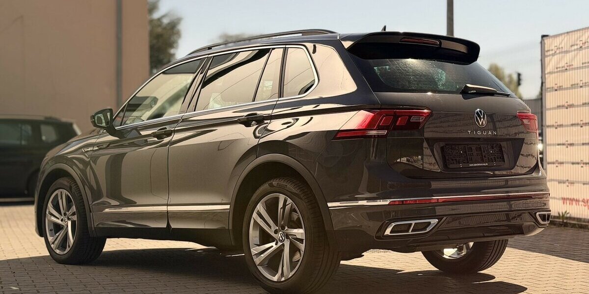 VW Tiguan R-Line / Pano / Kamera / KeylessGO 29.000 km 40.990 &euro; Mönchengladbach 41066