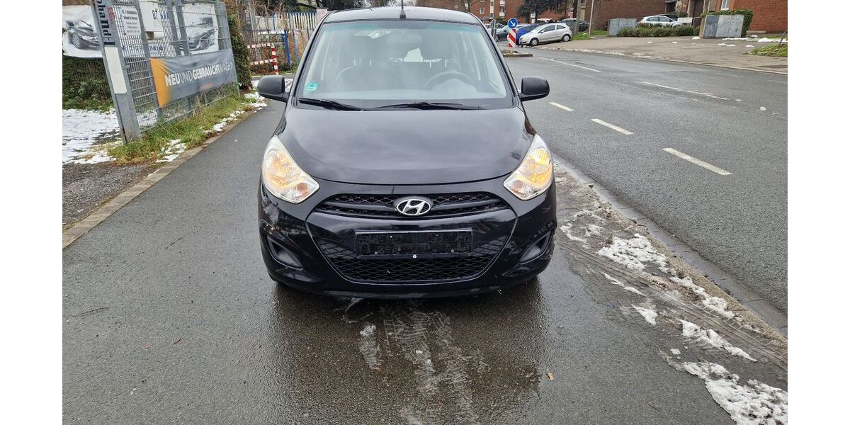 Hyundai i10 108.678 km 3.200 &euro; Düsseldorf 40549