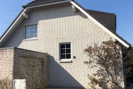 Haus Brüggen - 5 Zimmer, 190 m&sup2;, 595.000&euro; | Angebot:26070952