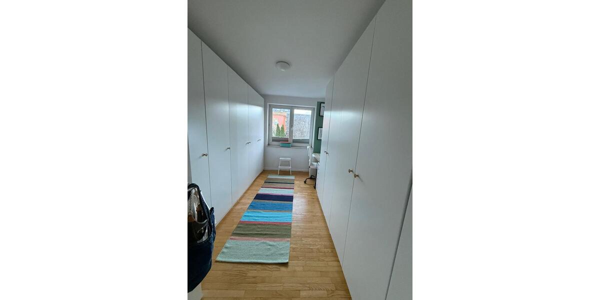 Maisonettenwohnung Mönchengladbach Süd - 3 Zimmer, 100 m&sup2;, 1.065&euro; | Angebot:25922818