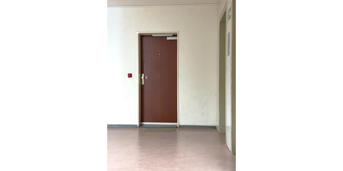 Etagenwohnung Neuss - 1 Zimmer, 33 m&sup2;, 110.000&euro; | Angebot:25873907