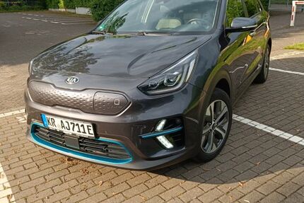 Kia Niro 87.500 km 20.720 &euro; Krefeld 47802