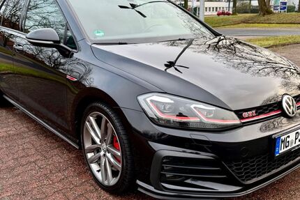 VW Golf 105.000 km 22.999 &euro; Mönchengladbach 41239