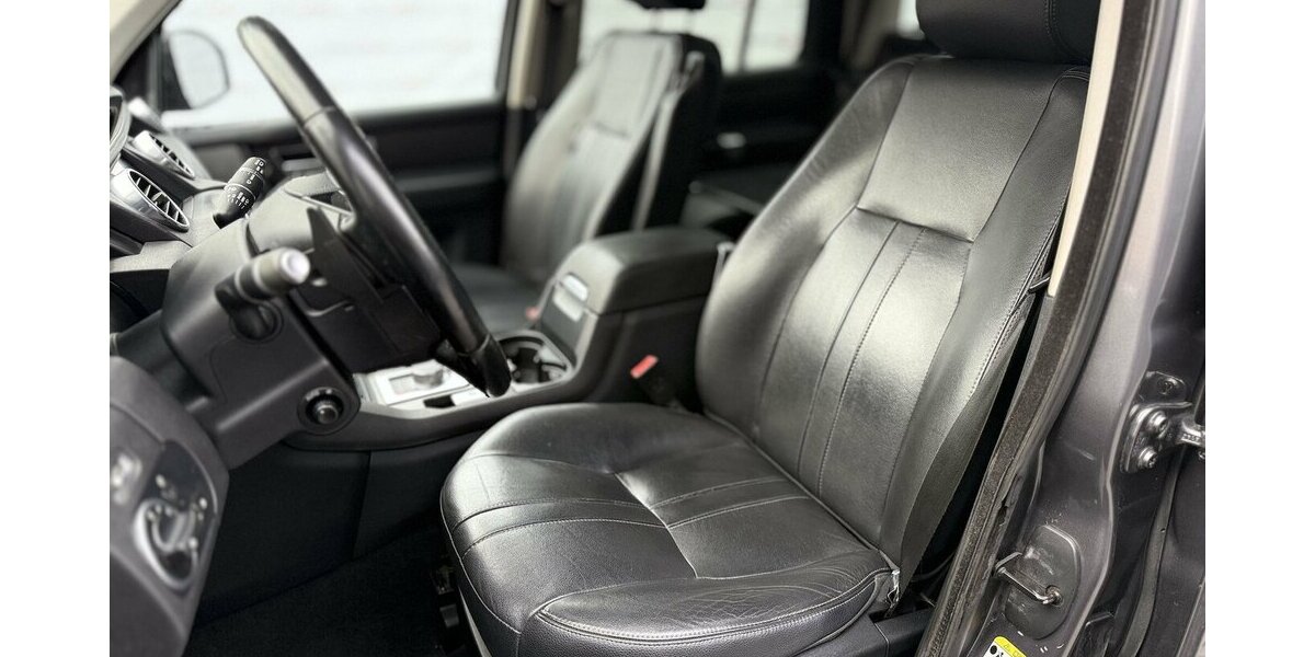 Land Rover Discovery SDV6 / HSE / Kamera / Pano / 7 Sitze 199.000 km 19.390 &euro; Mönchengladbach 41066