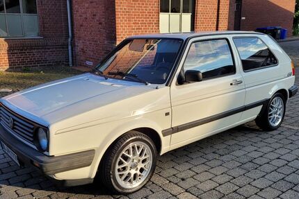 VW Golf 128.000 km 4.999 &euro; Mönchengladbach 41236