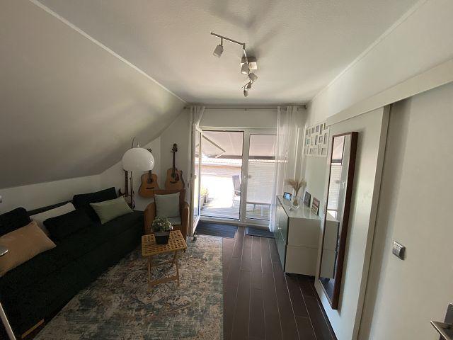 Dachgeschoßwohnung Moers Rheinkamp - 3 Zimmer, 89 m&sup2;, 288.000&euro; | Angebot:27068455