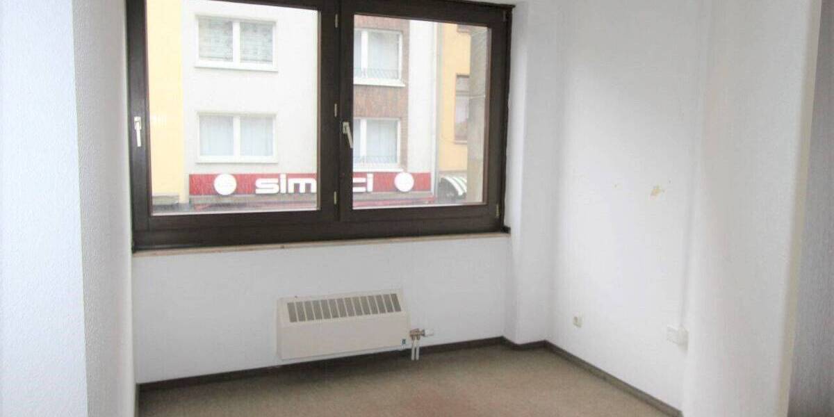 Gewerbeobjekt Krefeld Stadtmitte - 9 Zimmer, 214 m&sup2;, 1.200&euro; | Angebot:25684500