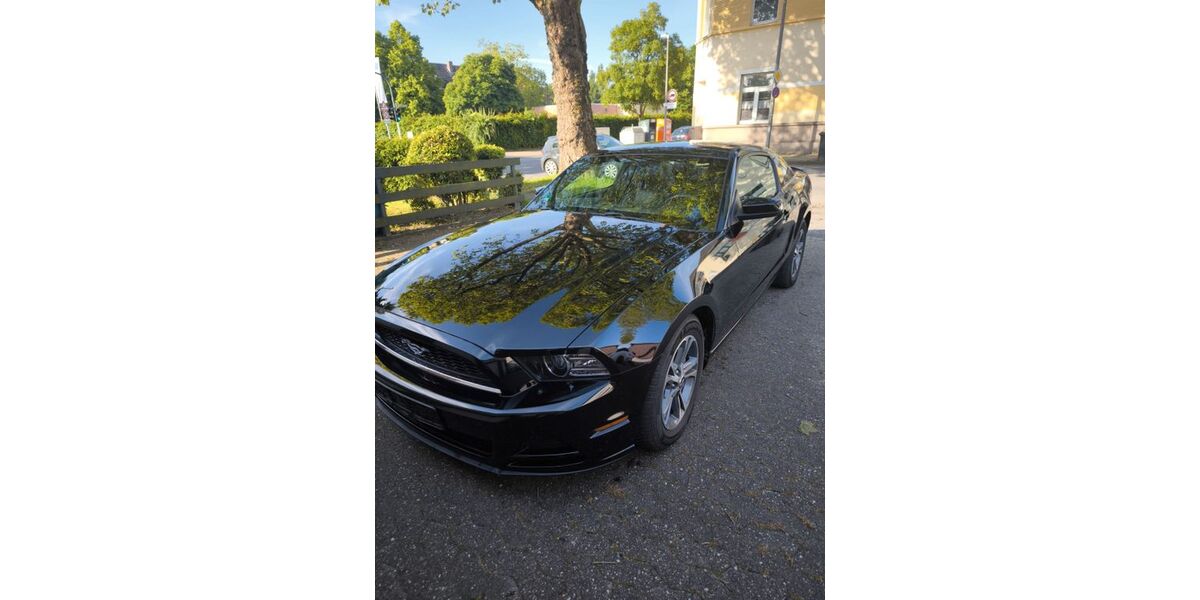 Ford Mustang 60.091 km 17.500 &euro; Krefeld 47807