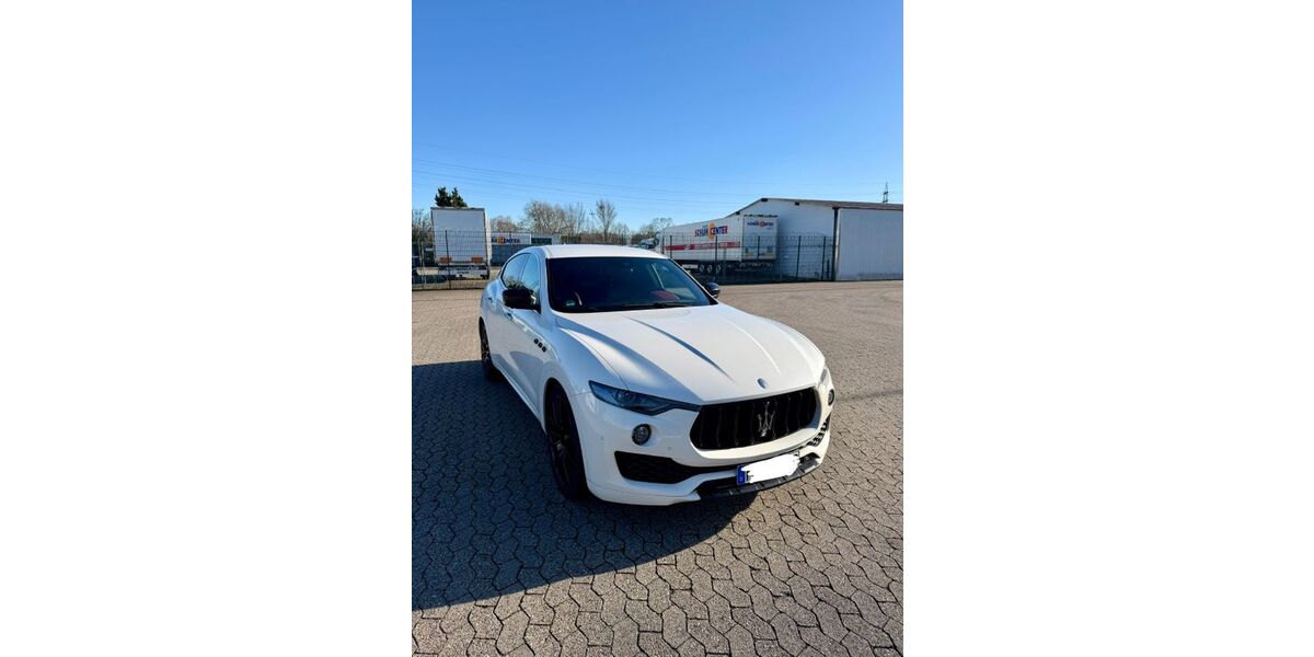 Maserati Levante 199.300 km 22.499 &euro; Mönchengladbach 41065
