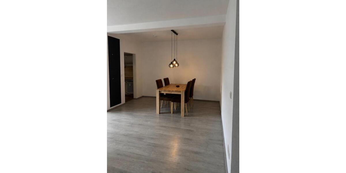 Etagenwohnung Mülheim an der Ruhr - 3.5 Zimmer, 65 m&sup2;, 1.100&euro; | Angebot:26677983