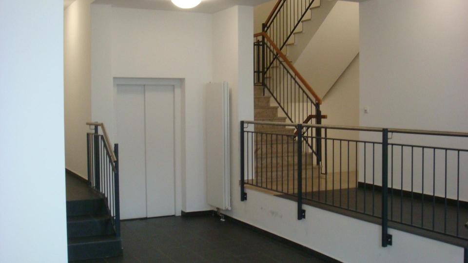 Etagenwohnung Düsseldorf Stadtbezirk 5 - 3 Zimmer, 105 m&sup2;, 2.050&euro; | Angebot:25944832