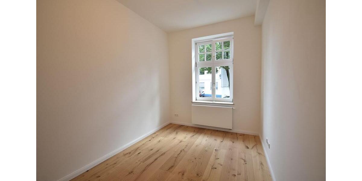 Etagenwohnung Düsseldorf Heerdt - 2 Zimmer, 75 m&sup2;, 1.450&euro; | Angebot:22619460