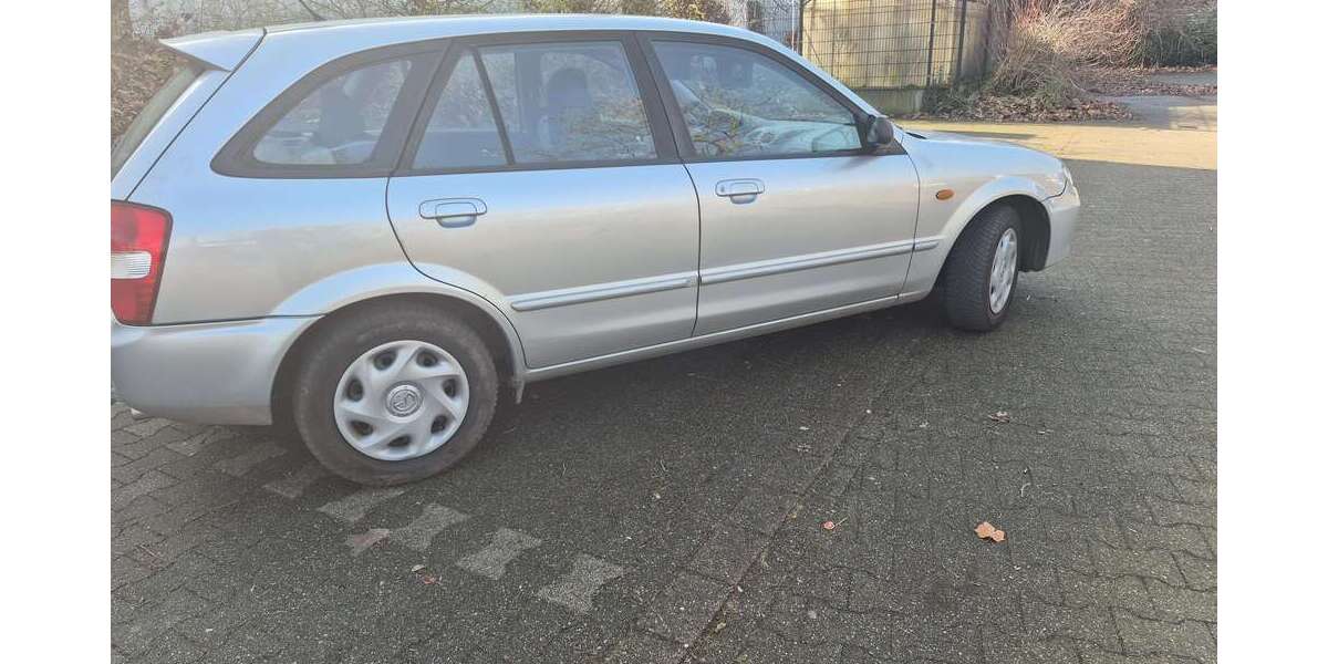 Mazda 323 106.234 km 3.100 &euro; Krefeld 47805