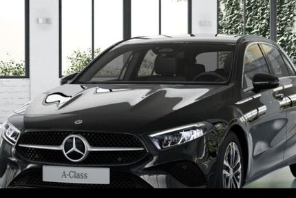 Mercedes-Benz A 200 9.900 km 32.490 &euro; Duisburg 47138