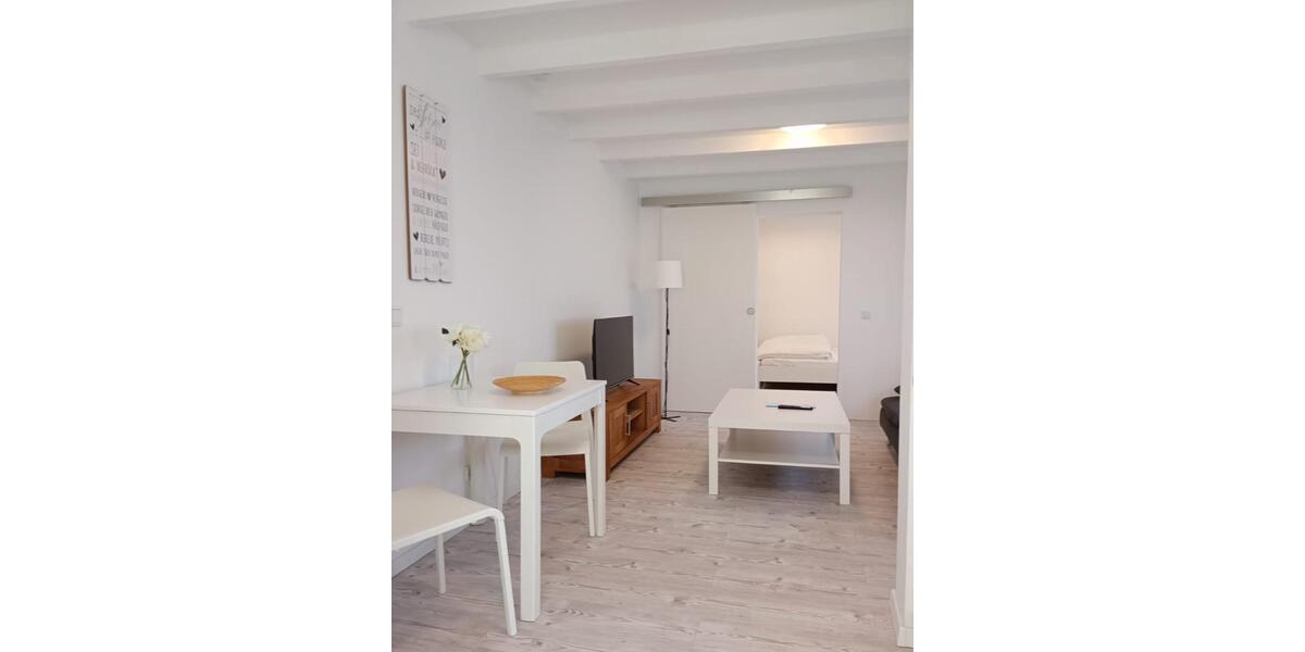 Etagenwohnung Krefeld - 1.5 Zimmer, 30 m&sup2;, 850&euro; | Angebot:25234460