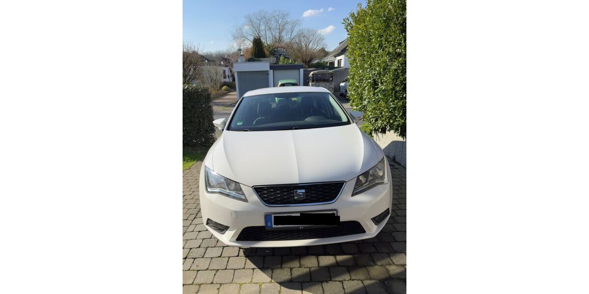Seat Leon 149.736 km 8.800 &euro; Willich-Schiefbahn 47877