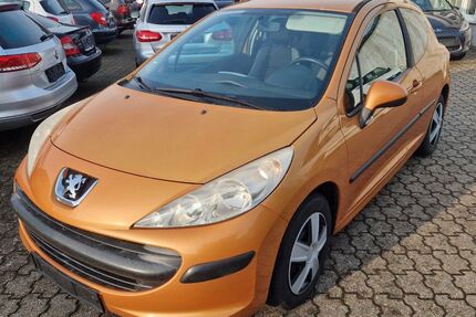 Peugeot 207 180.400 km 990 &euro; Wegberg 41844