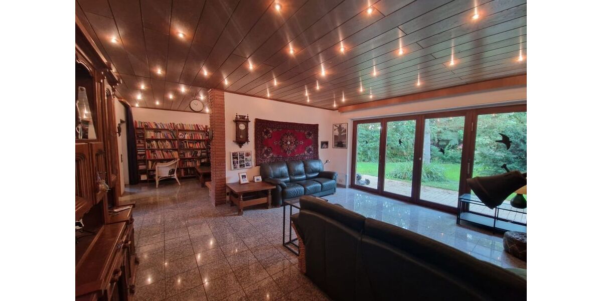 Provisionsfrei* Großer Winkelbungalow auf großzügigem Grundstück - Bungalow Korschenbroich Kleinenbroich | Angebot:25802988