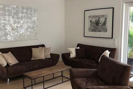 Haus Düsseldorf Lörick - 4 Zimmer, 157 m&sup2;, 2.440&euro; | Angebot:26563638