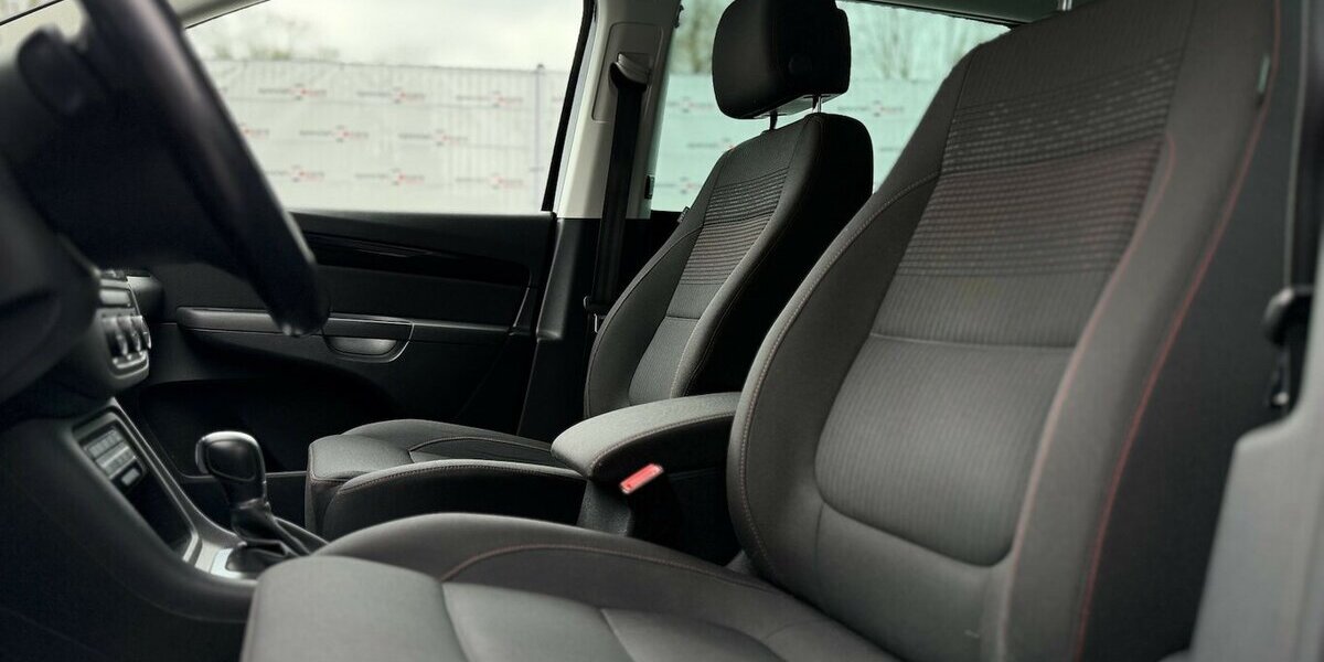 VW Sharan Sound / EL.Türe / Carplay / Kamera / DAB 113.657 km 24.590 &euro; Mönchengladbach 41066