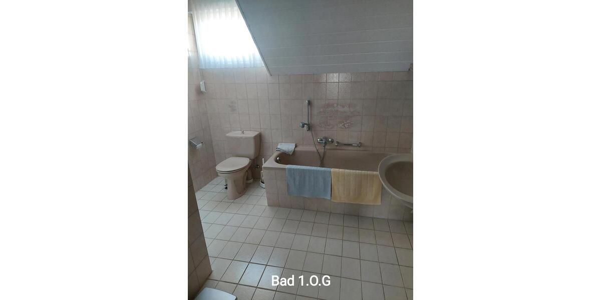 Reihenhaus Neuss Holzheim - 6 Zimmer, 125 m&sup2;, 385.000&euro; | Angebot:25871717