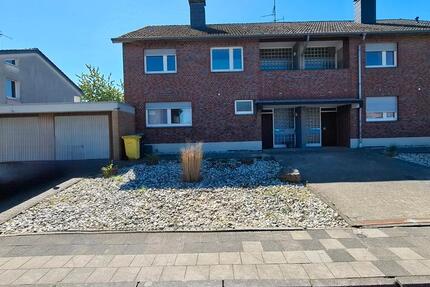Haus Wegberg - 14 Zimmer, 326 m&sup2;, 549.000&euro; | Angebot:27617889